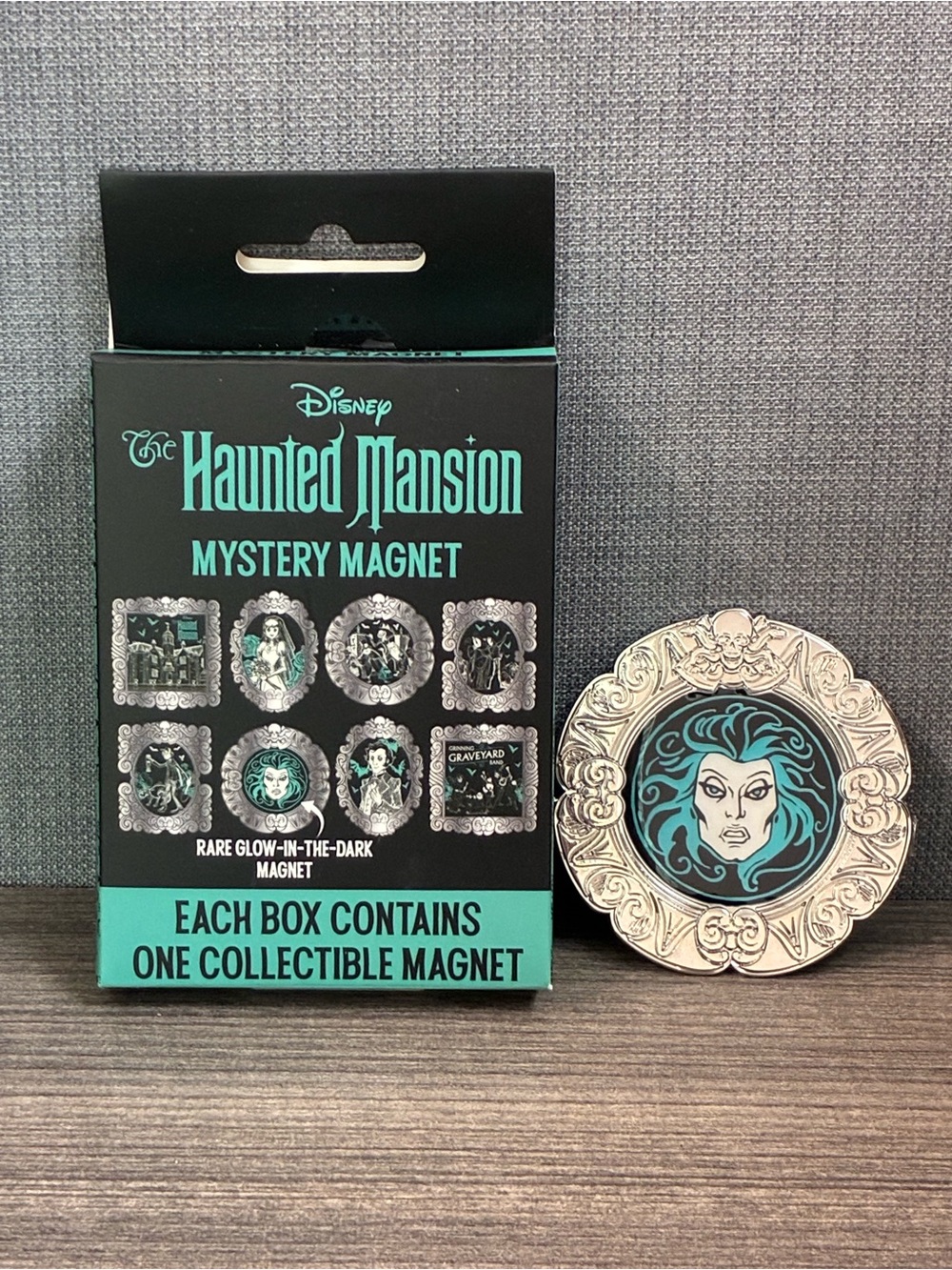 Disneys Haunted Mansion Magnet Mystery Box- Madame Leota